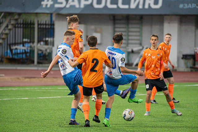 «Вулкан» сыграл свои первые игры во Владивостоке