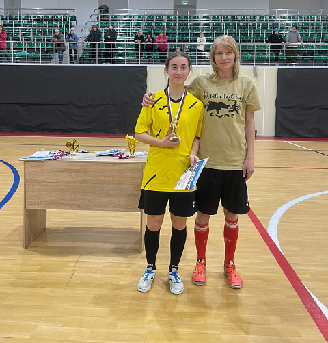 Краевой чемпионат по футзалу среди женских команд завершился 